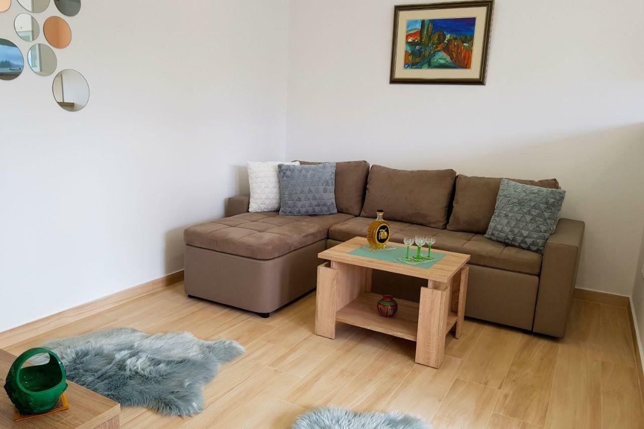 Apartments Mobine Меткович Экстерьер фото
